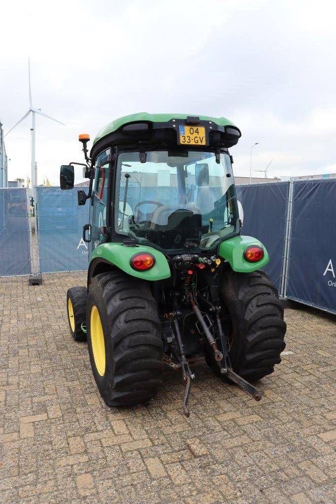 Traktor of the type John Deere 3720, Gebrauchtmaschine in Antwerpen (Picture 4)