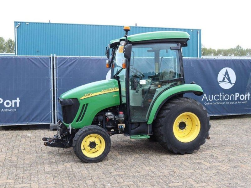 Traktor van het type John Deere 3720, Gebrauchtmaschine in Antwerpen (Foto 1)