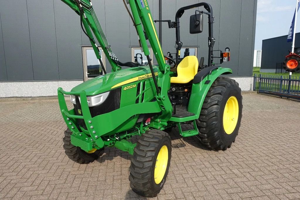 Traktor типа John Deere 4052M 4wd HST / 0004 Draaiuren / Voorlader, Gebrauchtmaschine в Swifterband (Фотография 4)