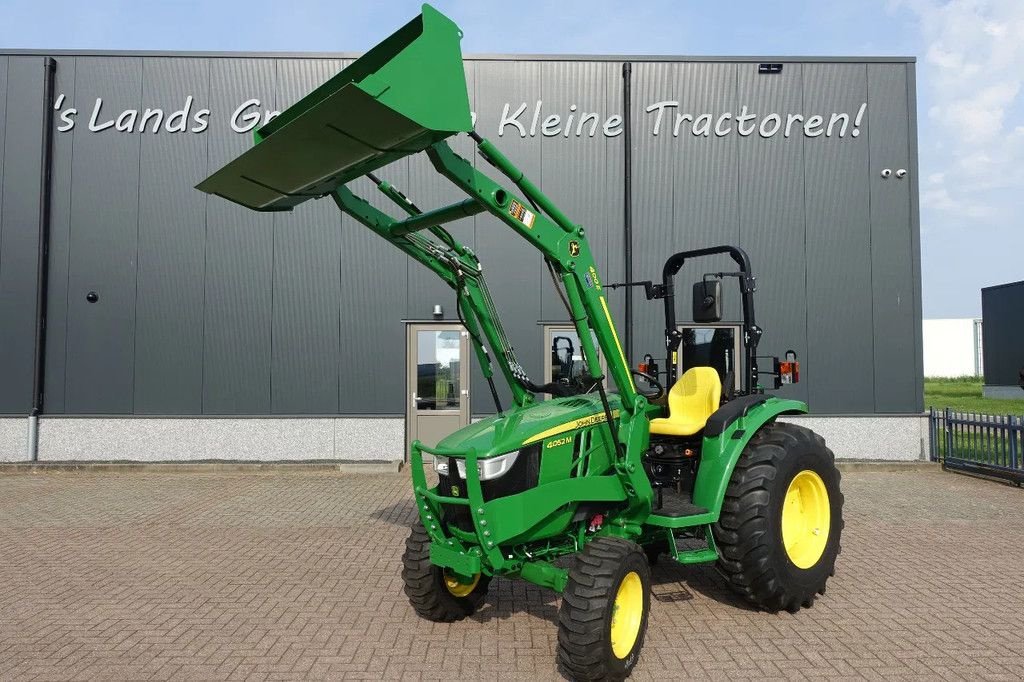 Traktor tip John Deere 4052M 4wd HST / 0004 Draaiuren / Voorlader, Gebrauchtmaschine in Swifterband (Poză 3)