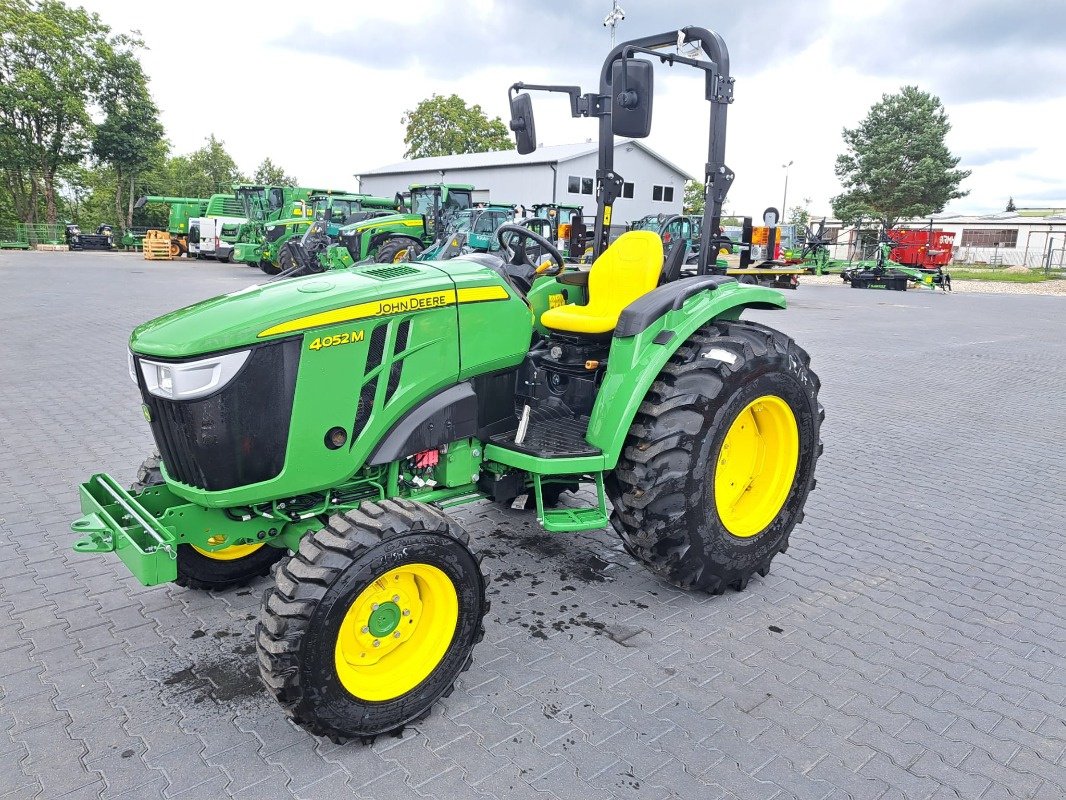 Traktor tipa John Deere 4052M, Neumaschine u Mrągowo (Slika 1)