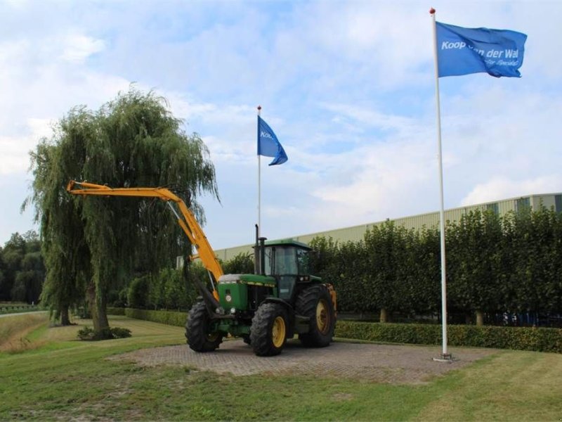 Traktor van het type John Deere 4055, Gebrauchtmaschine in Bant