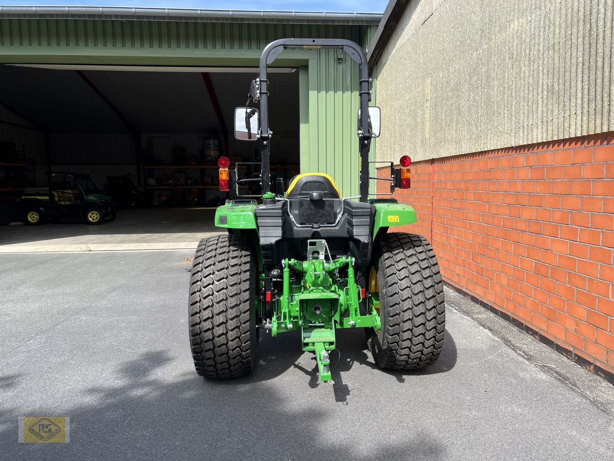 Traktor типа John Deere 4066M, Neumaschine в Beelen (Фотография 7)