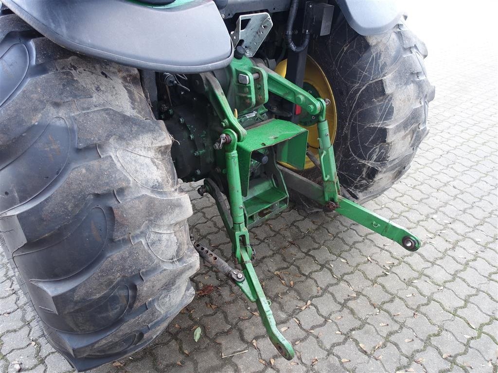 Traktor typu John Deere 4066R // FRONTLIFT OG FRONT PTO, Gebrauchtmaschine w Skive (Zdjęcie 8)