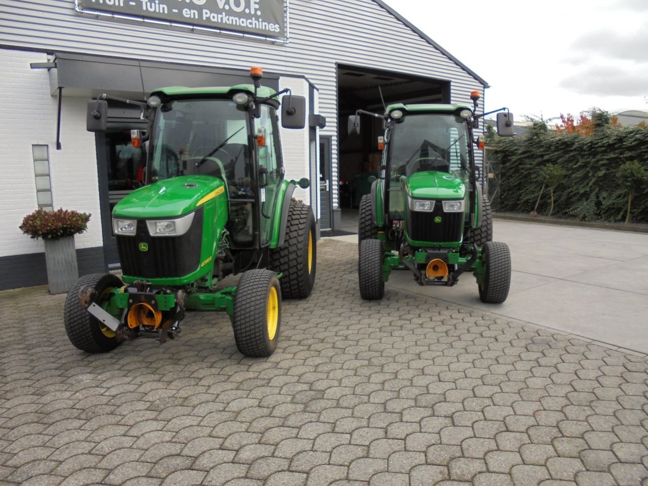 Traktor des Typs John Deere 4066R, Gebrauchtmaschine in Hedel (Bild 11)