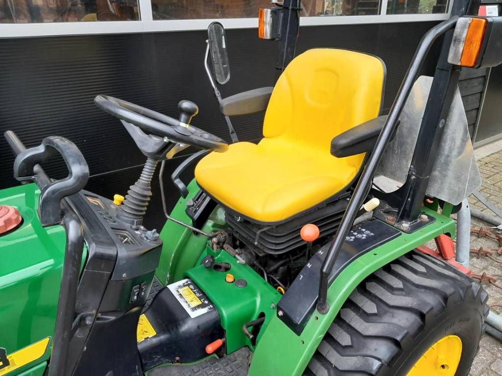 Traktor del tipo John Deere 4100 HST met maaier grondbak en weidesleep, Gebrauchtmaschine en Ederveen (Imagen 7)