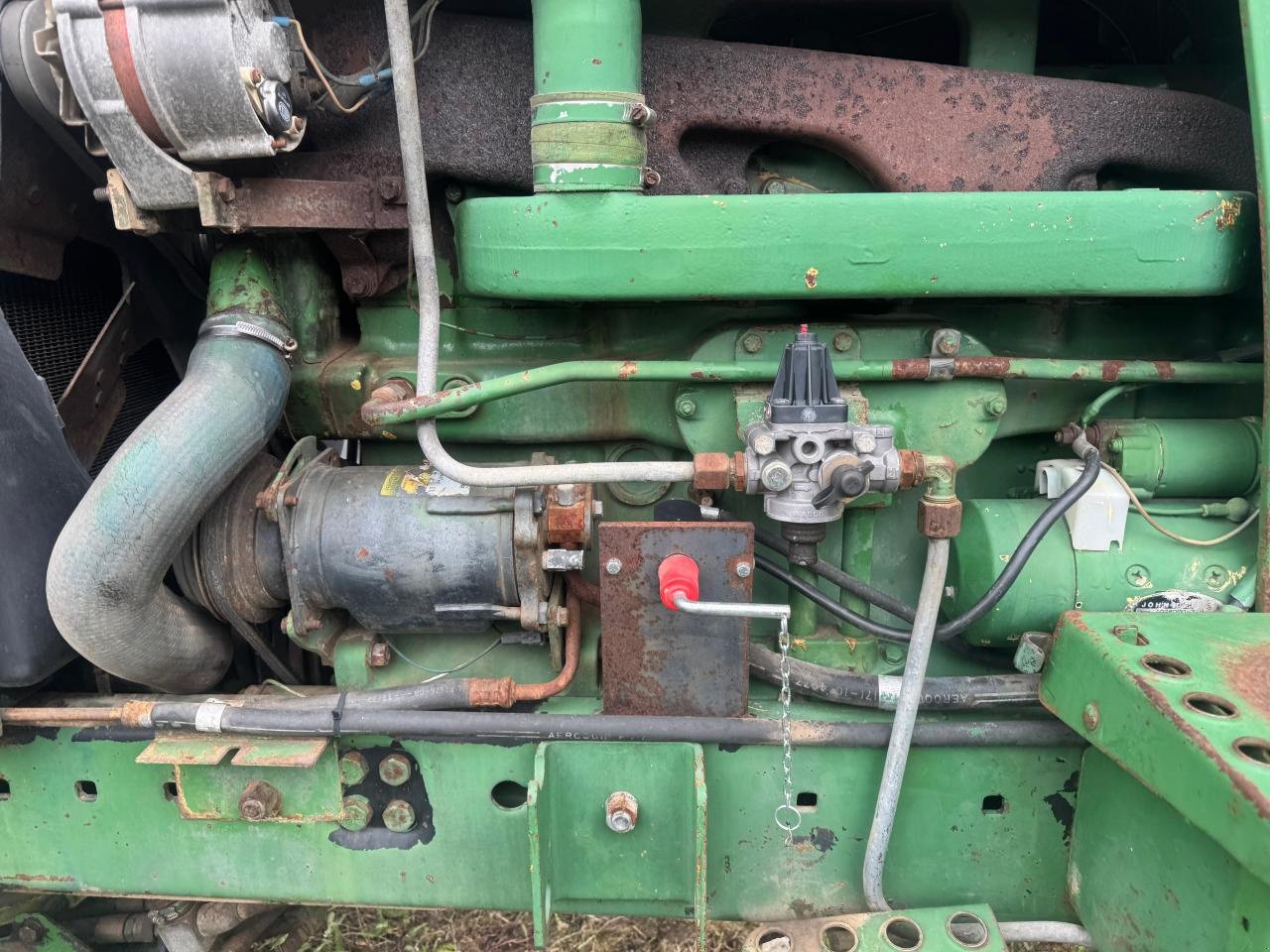 Traktor des Typs John Deere 4240 A, Gebrauchtmaschine in Könnern (Bild 3)