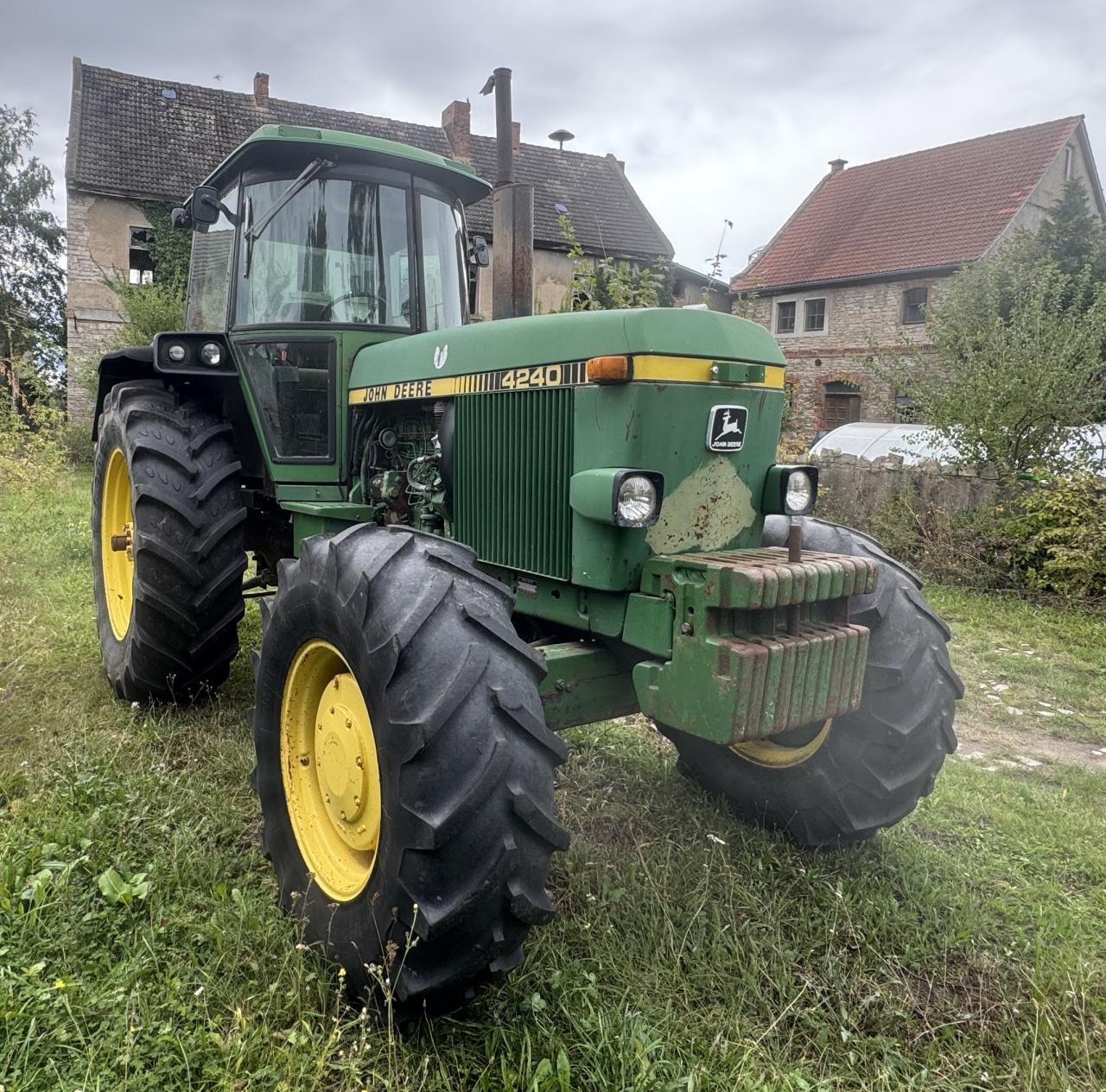 Traktor Türe ait John Deere 4240 A, Gebrauchtmaschine içinde Könnern (resim 7)