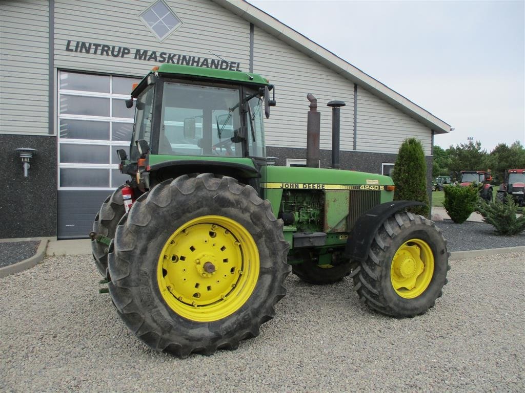 Traktor typu John Deere 4240S En rigtig Amerikaner med den store 7.6L motor, Gebrauchtmaschine v Lintrup (Obrázek 4)