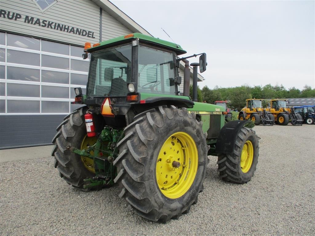 Traktor typu John Deere 4240S En rigtig Amerikaner med den store 7.6L motor, Gebrauchtmaschine v Lintrup (Obrázek 5)