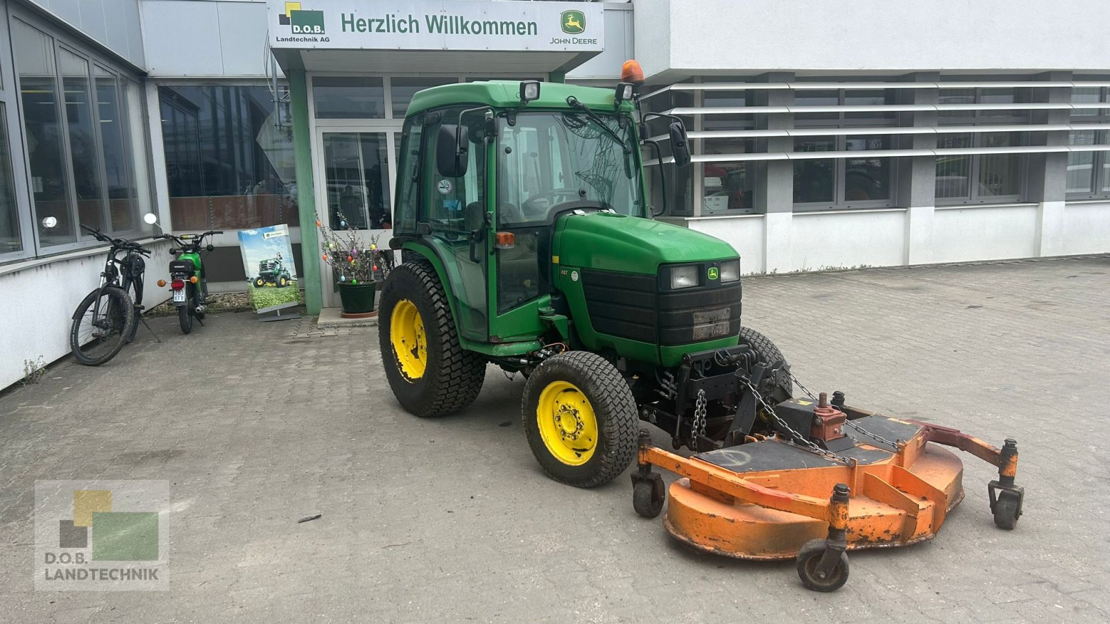 Traktor типа John Deere 4300, Gebrauchtmaschine в Regensburg (Фотография 3)