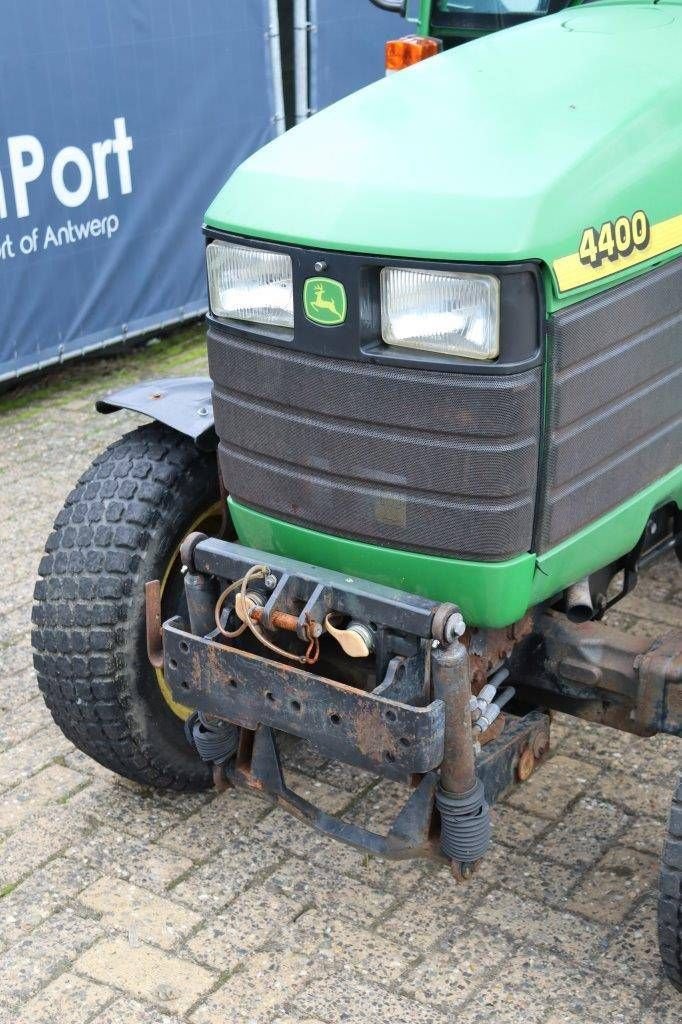 Traktor des Typs John Deere 4400, Gebrauchtmaschine in Antwerpen (Bild 11)