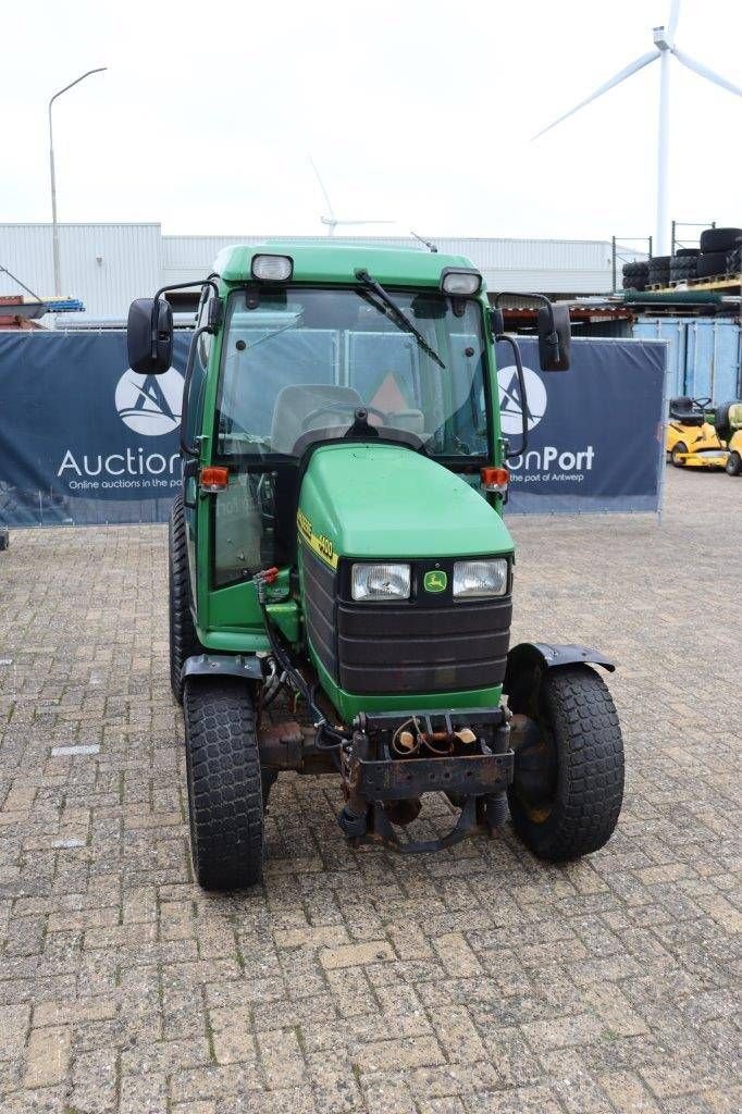 Traktor des Typs John Deere 4400, Gebrauchtmaschine in Antwerpen (Bild 8)