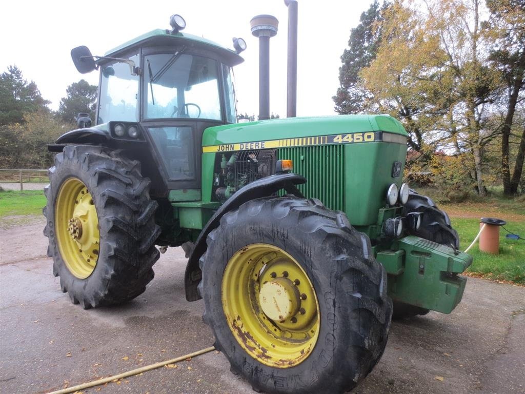 Traktor типа John Deere 4450 4-WD OG POWRCHIF., Gebrauchtmaschine в Nørre Nebel (Фотография 2)