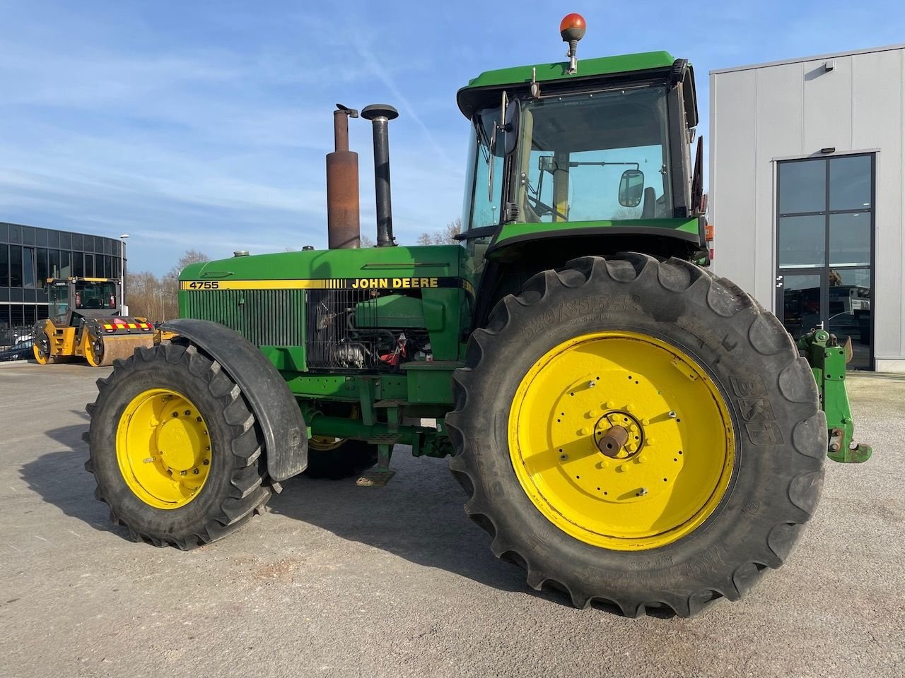 Traktor от тип John Deere 4755, Gebrauchtmaschine в Holten (Снимка 2)