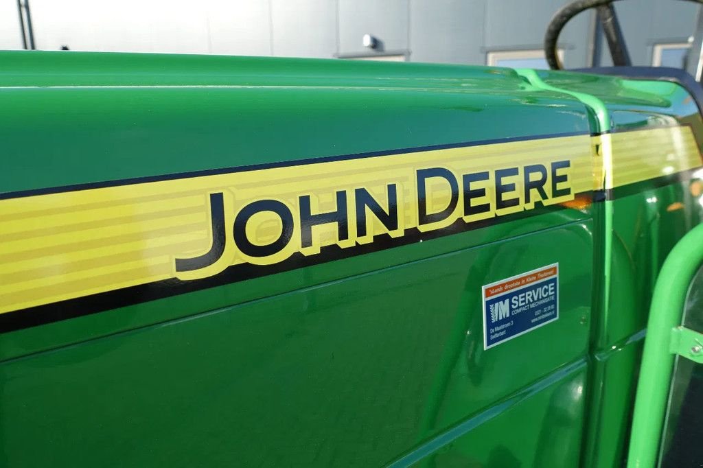 Traktor of the type John Deere 5050E 4wd / 0093 Draaiuren / Full Options, Gebrauchtmaschine in Swifterband (Picture 9)