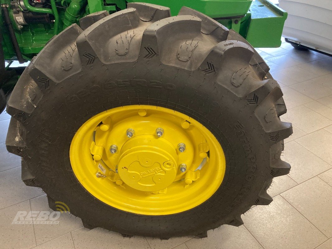 Traktor typu John Deere 5050E BTS, Neumaschine v Dätgen (Obrázek 7)