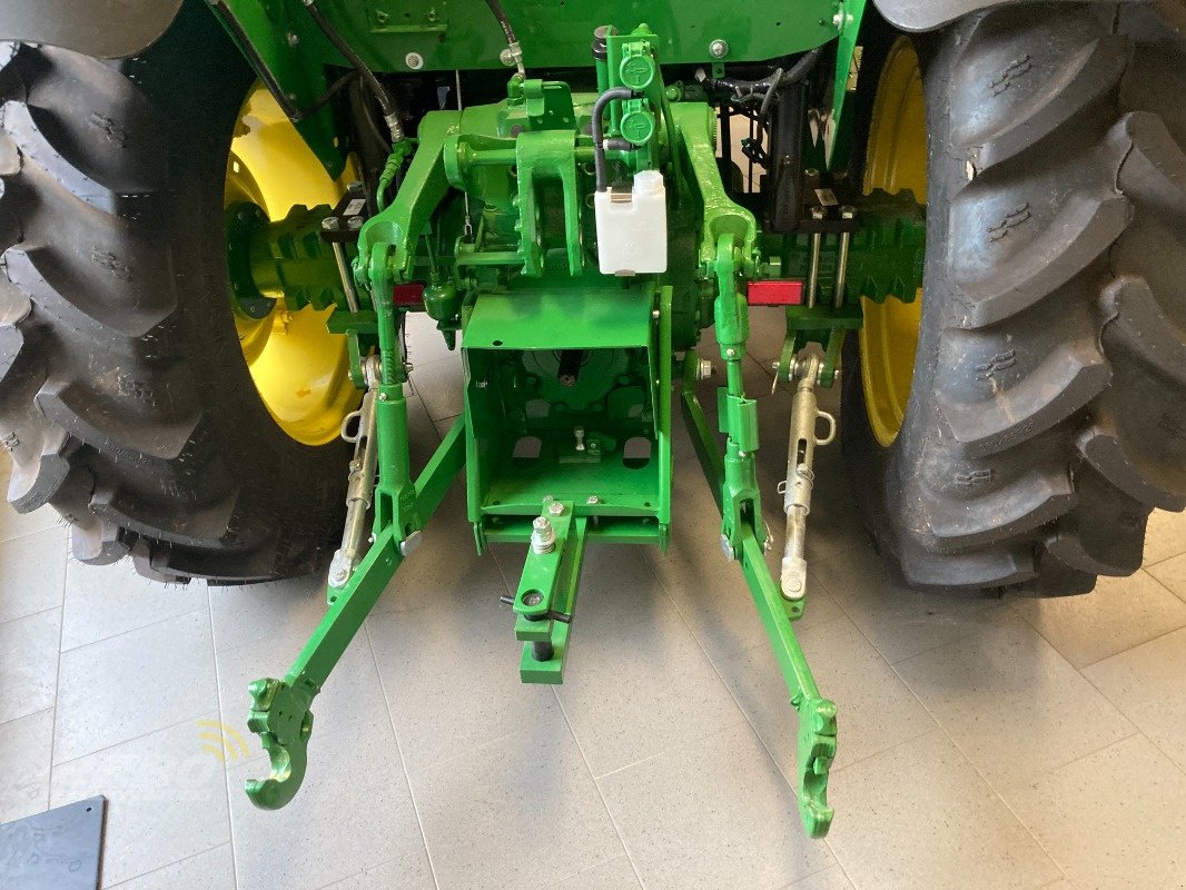 Traktor typu John Deere 5050E BTS, Neumaschine v Dätgen (Obrázek 9)