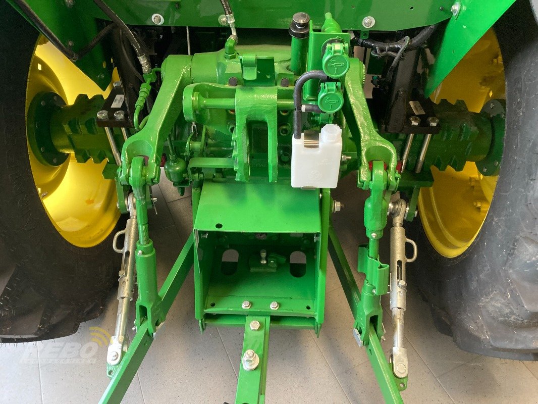 Traktor typu John Deere 5050E BTS, Neumaschine v Dätgen (Obrázek 10)