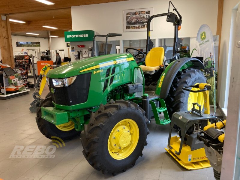 Traktor Türe ait John Deere 5050E BTS, Neumaschine içinde Dätgen (resim 1)