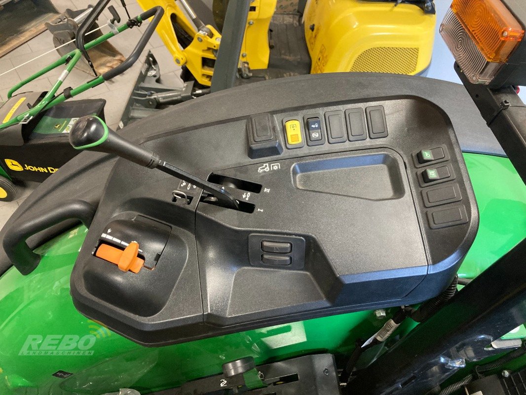 Traktor typu John Deere 5050E BTS, Neumaschine v Dätgen (Obrázek 11)