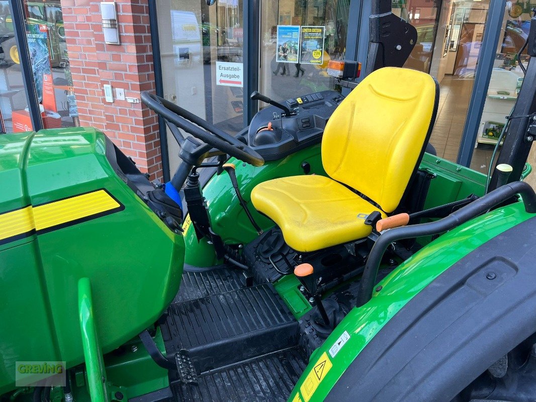 Traktor van het type John Deere 5050E inkl. H240 Frontlader, Gebrauchtmaschine in Ahaus (Foto 9)