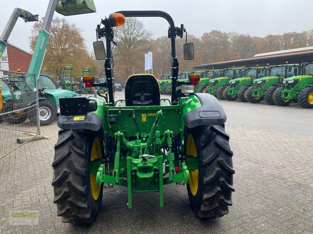 Traktor of the type John Deere 5050E + Wagenanhängevorrichtung, Neumaschine in Ahaus (Picture 5)