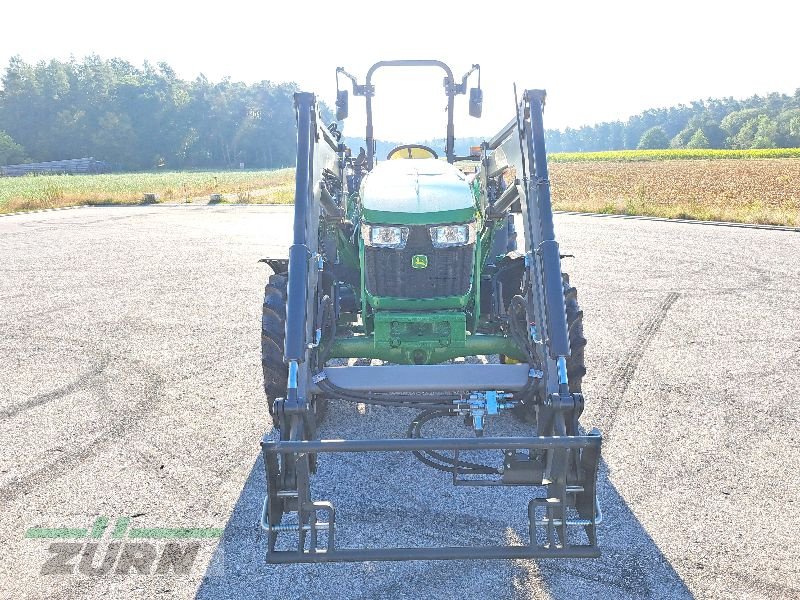 Traktor des Typs John Deere 5050E, Neumaschine in Windsbach (Bild 4)