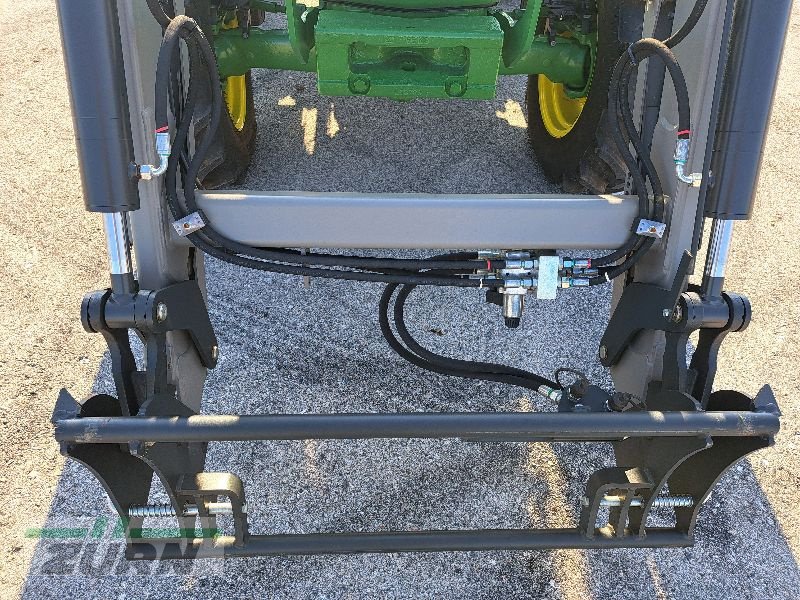 Traktor del tipo John Deere 5050E, Neumaschine en Windsbach (Imagen 9)