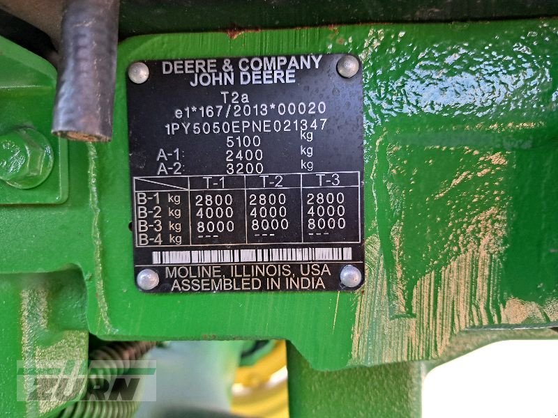 Traktor van het type John Deere 5050E, Neumaschine in Windsbach (Foto 15)