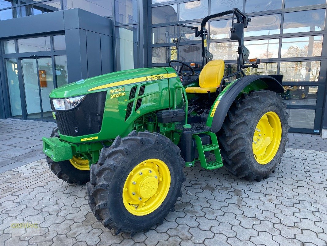 Traktor Türe ait John Deere 5050E, Gebrauchtmaschine içinde Heiden (resim 1)