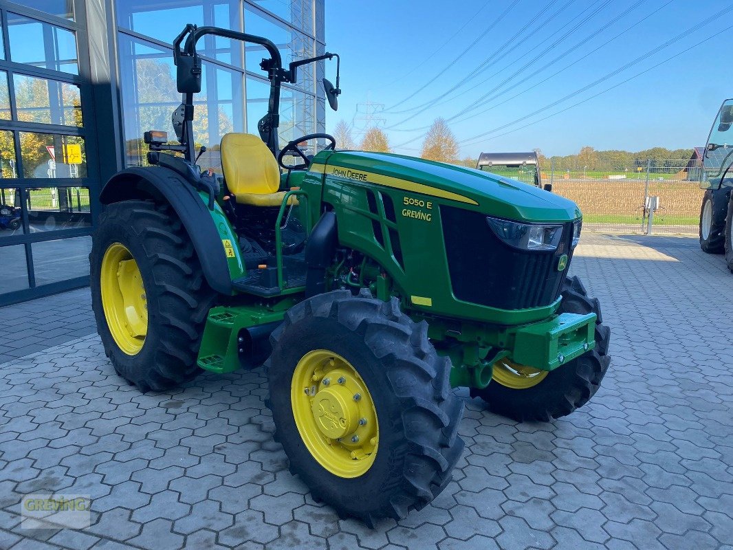 Traktor van het type John Deere 5050E, Gebrauchtmaschine in Heiden (Foto 2)