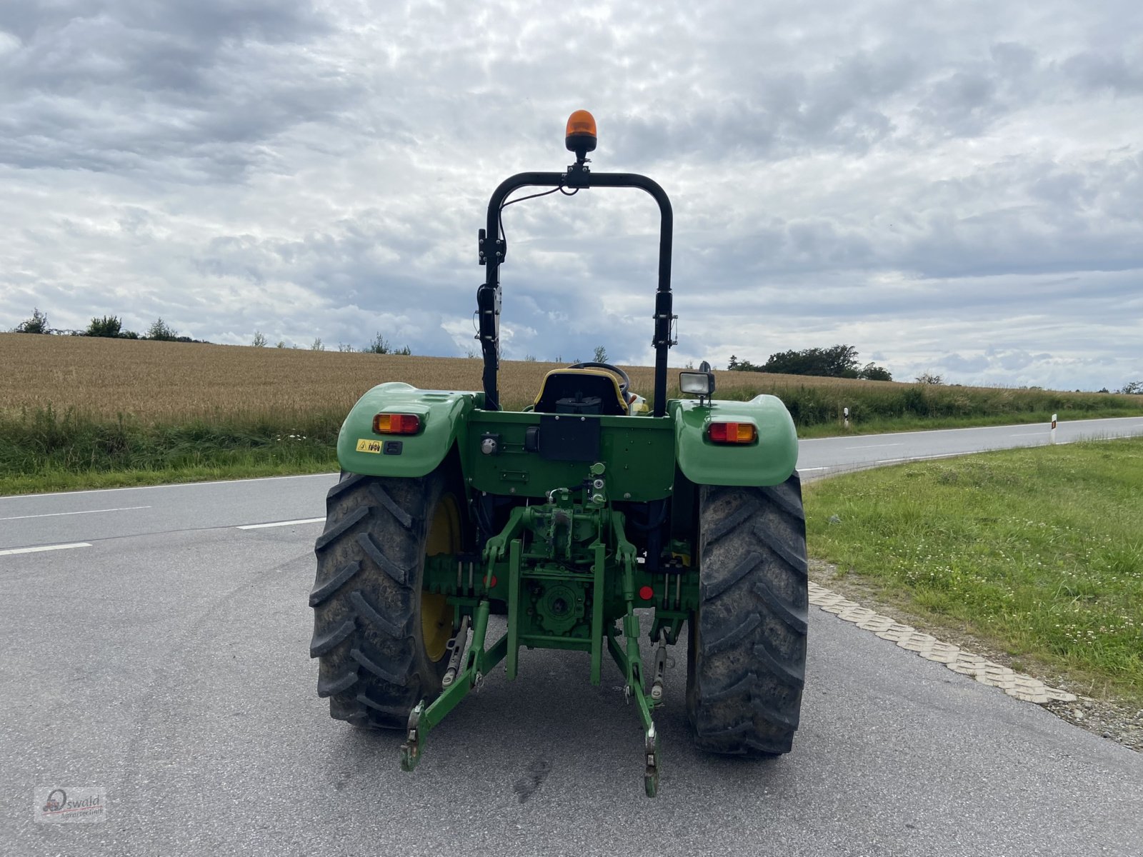 Traktor typu John Deere 5055 E, Gebrauchtmaschine w Iggensbach (Zdjęcie 10)