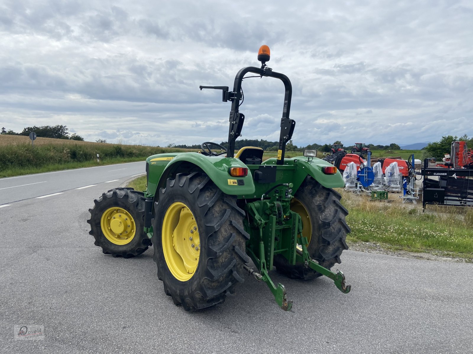 Traktor типа John Deere 5055 E, Gebrauchtmaschine в Iggensbach (Фотография 11)