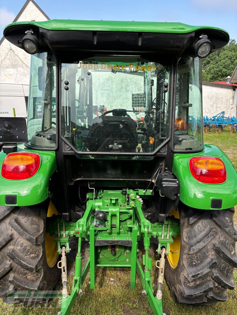 Traktor του τύπου John Deere 5055E, Gebrauchtmaschine σε Altenschönbach (Φωτογραφία 4)