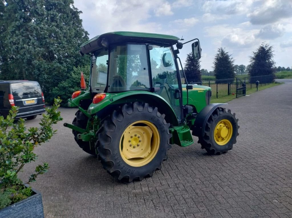 Traktor tip John Deere 5055E, Gebrauchtmaschine in Vriezenveen (Poză 8)