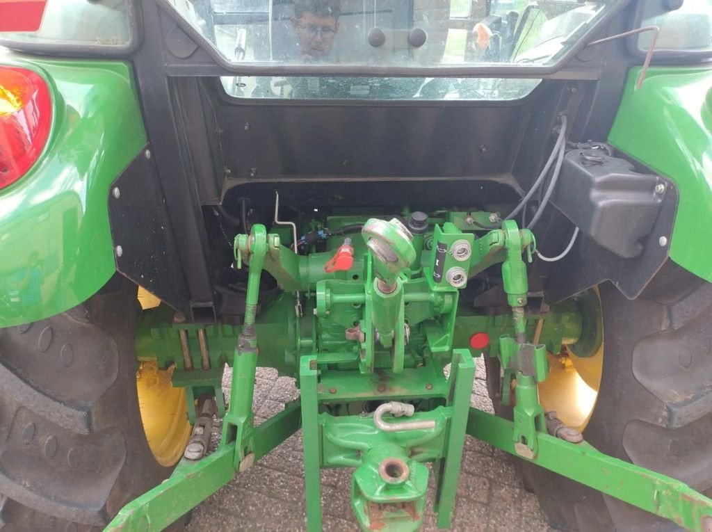 Traktor typu John Deere 5055E, Gebrauchtmaschine v Vriezenveen (Obrázok 5)