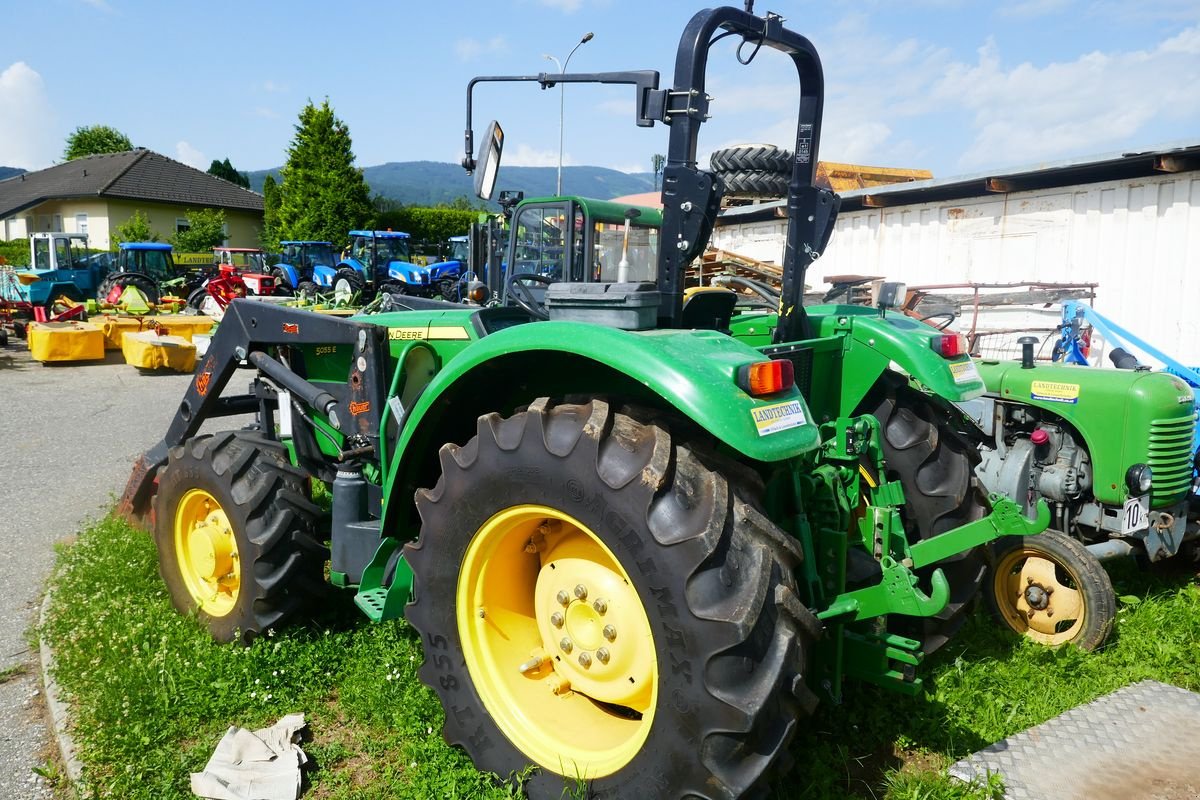 Traktor del tipo John Deere 5055E, Gebrauchtmaschine en Villach (Imagen 4)