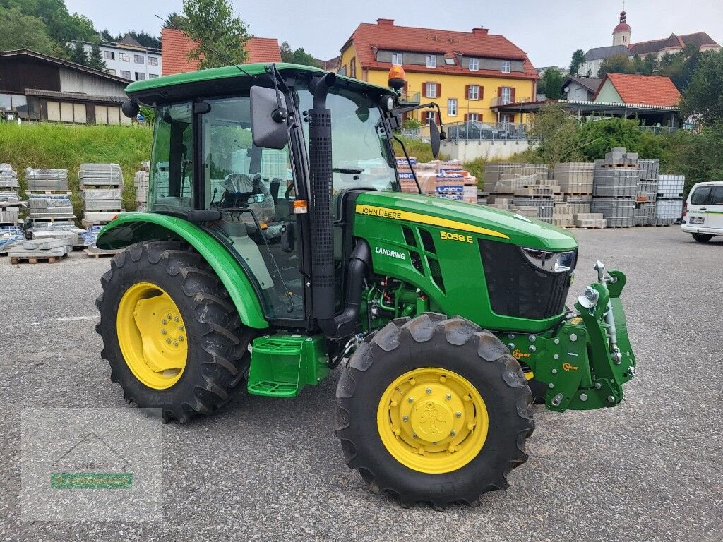 Traktor of the type John Deere 5058 E, Gebrauchtmaschine in Gleisdorf (Picture 1)