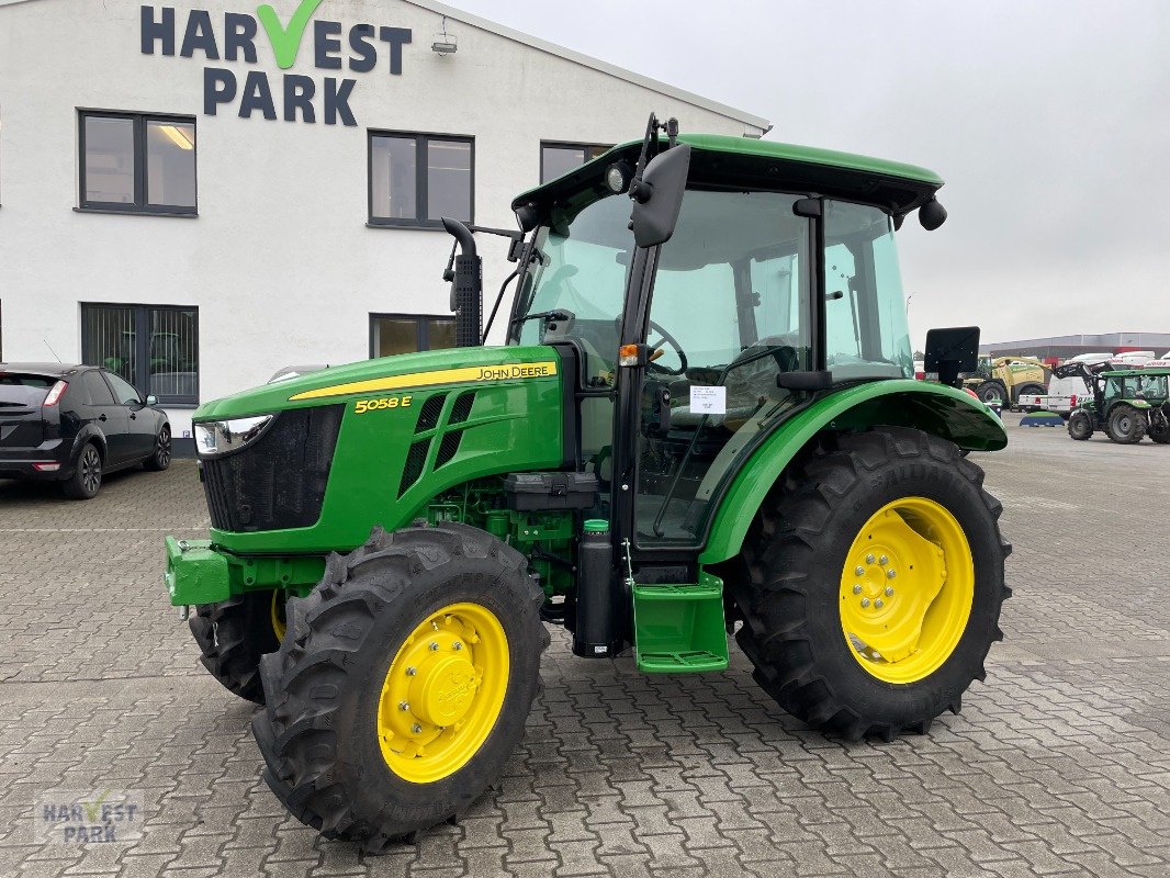 Traktor Türe ait John Deere 5058E Allrad, Gebrauchtmaschine içinde Emsbüren (resim 1)