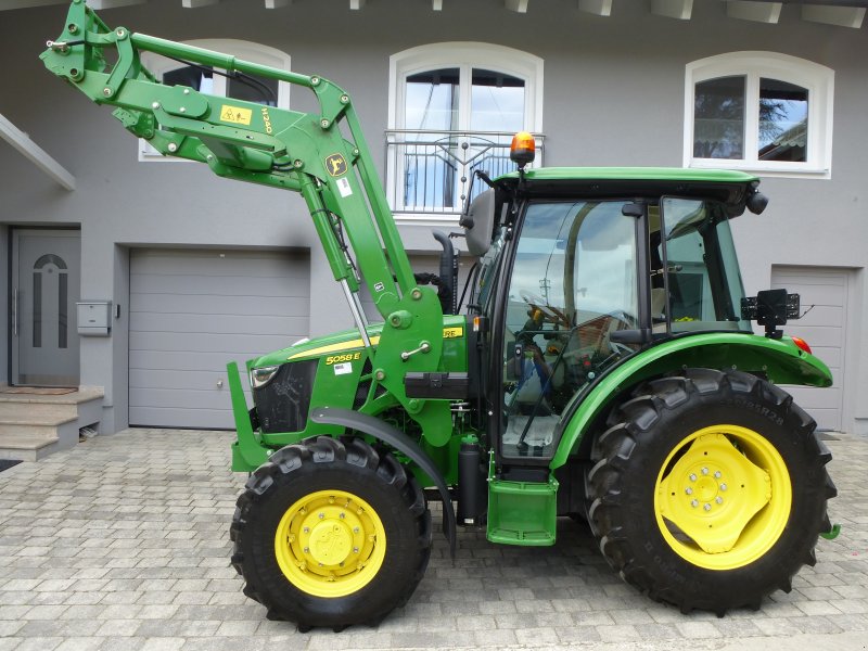 Traktor του τύπου John Deere 5058E, Gebrauchtmaschine σε Petersdorf (Φωτογραφία 1)