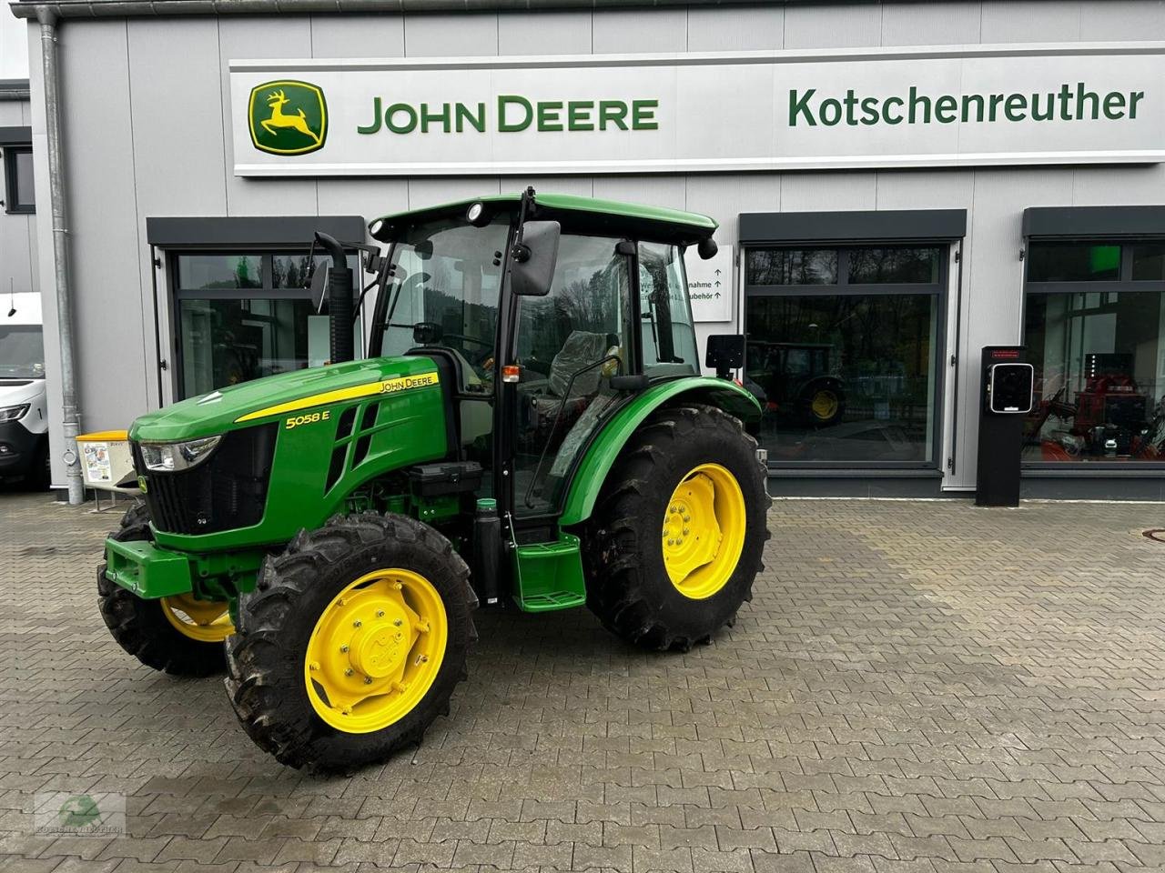 Traktor tip John Deere 5058E, Neumaschine in Teichröda (Poză 1)