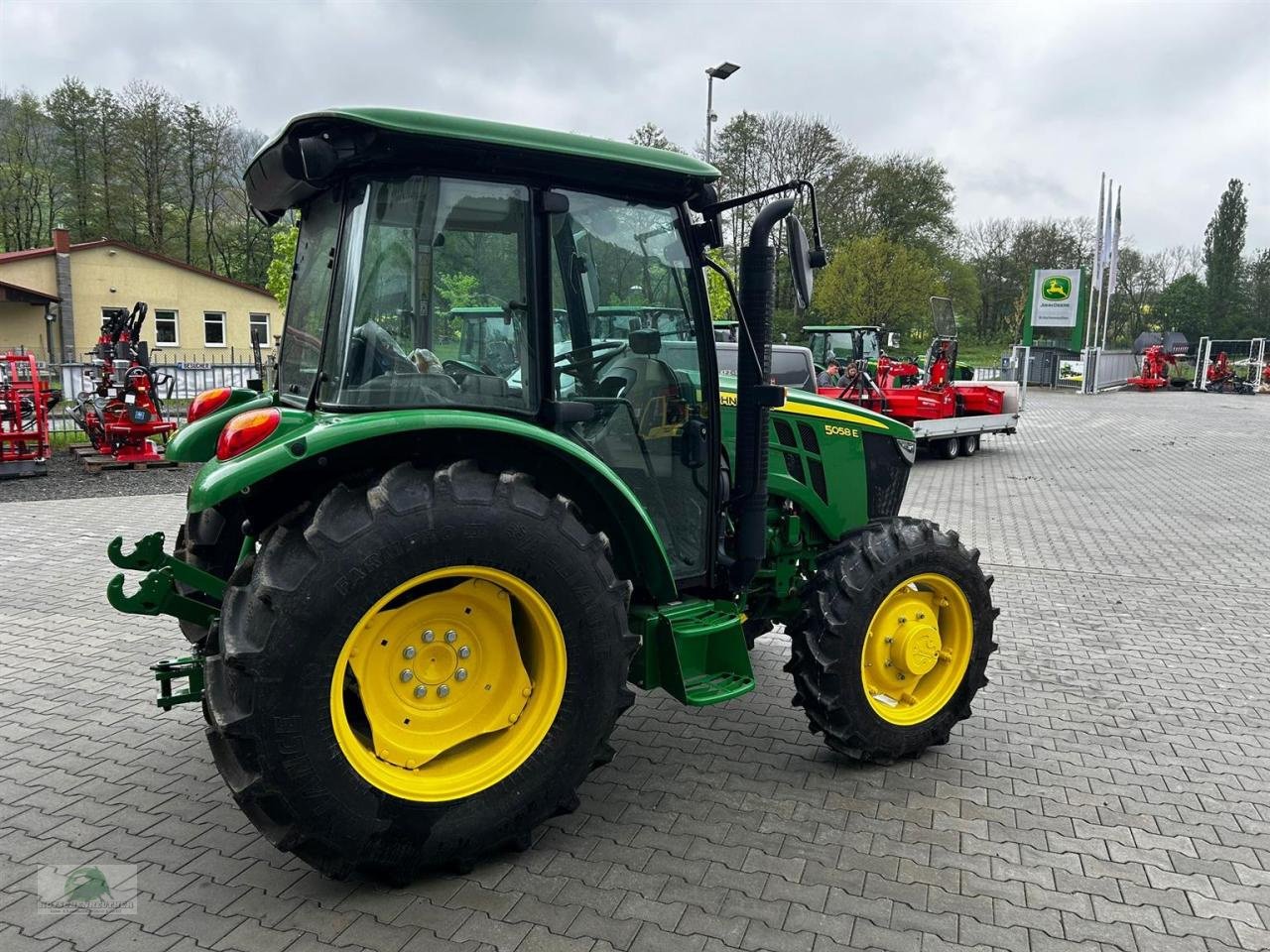 Traktor del tipo John Deere 5058E, Neumaschine en Teichröda (Imagen 4)