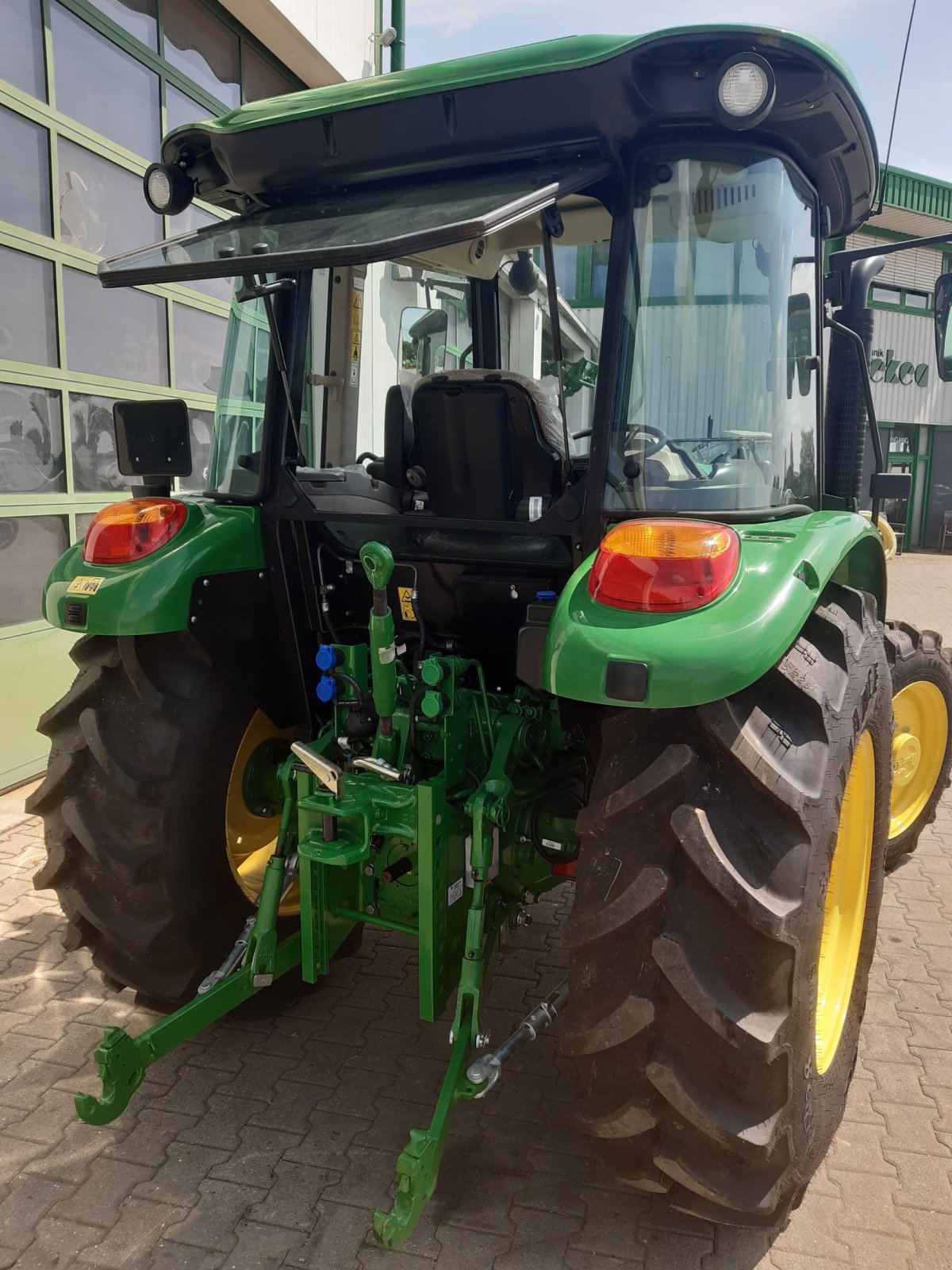 Traktor typu John Deere 5058E, Neumaschine w Aislingen (Zdjęcie 4)