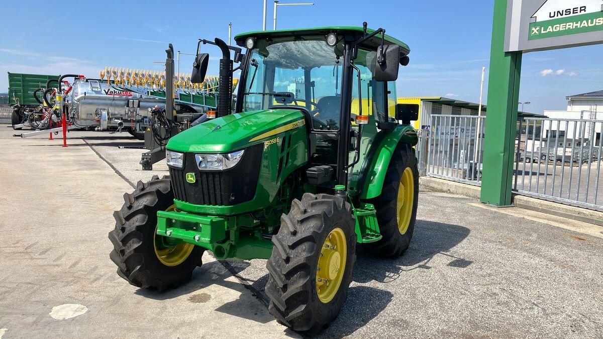 Traktor typu John Deere 5058E, Neumaschine v Zwettl (Obrázek 1)