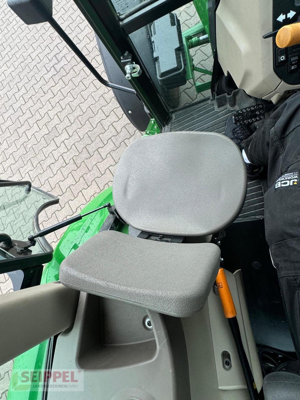 Traktor a típus John Deere 5058E, Gebrauchtmaschine ekkor: Groß-Umstadt (Kép 14)