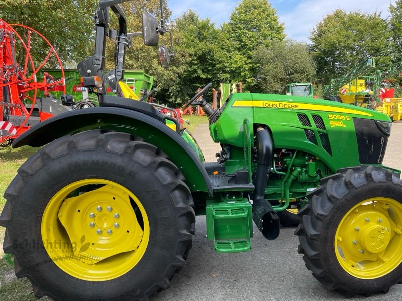 Traktor typu John Deere 5058E, Neumaschine w Soltau (Zdjęcie 7)