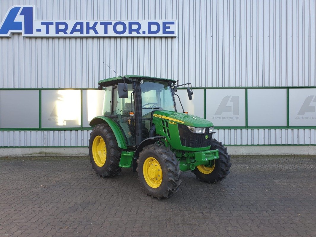 Traktor Türe ait John Deere 5058E, Gebrauchtmaschine içinde Sittensen (resim 2)