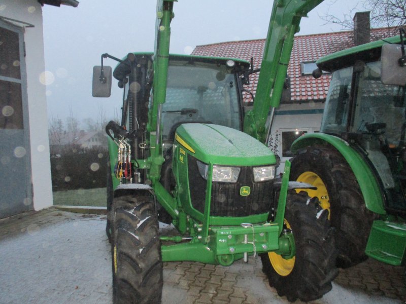 Traktor des Typs John Deere 5058E, Gebrauchtmaschine in Michelsneukirchen (Bild 1)