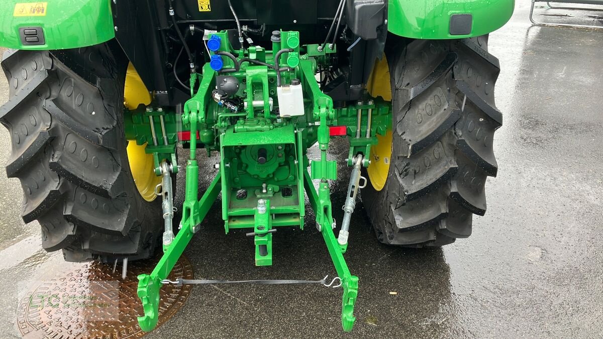 Traktor typu John Deere 5058E, Neumaschine v Redlham (Obrázek 14)